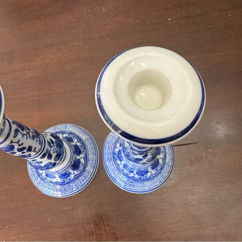 Floral Blue & White Chinese Candlesticks Antique/Vintage  Floral Motif Porcelain - Picture 7 of 16